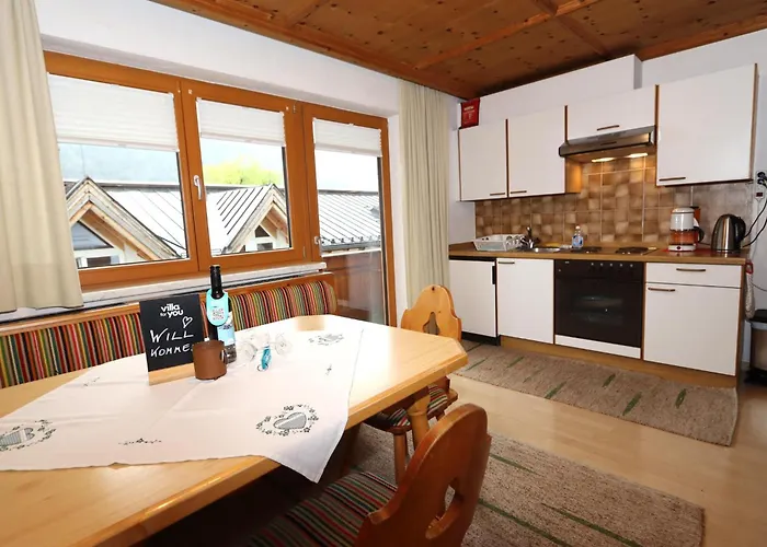 Semesterbostad Veronika *